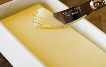 “国産バター”