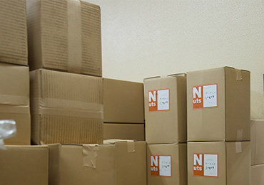 梱包して出荷します