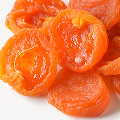 ジャンボ 杏 ・アプリコット［カリフォルニア産］