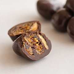 ドライいちじく・クーベルチュールチョコレート