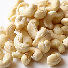 無添加「生カシューナッツ」