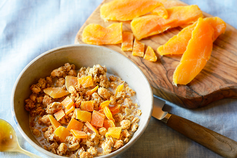 砂糖不使用　完全無添加「薫るドライマンゴー：タイ産」