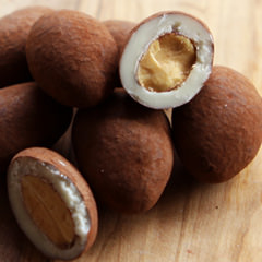 ティラミスアーモンドチョコレート