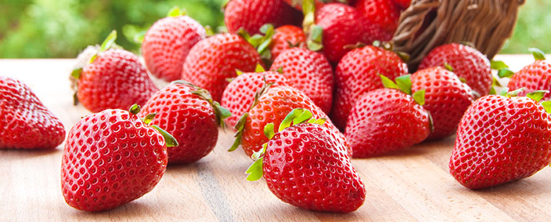 ドライフルーツに加工される前のいちご